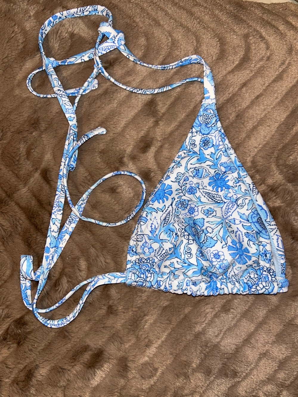 Women’s Floral Triangle Bikini Top by Hollister